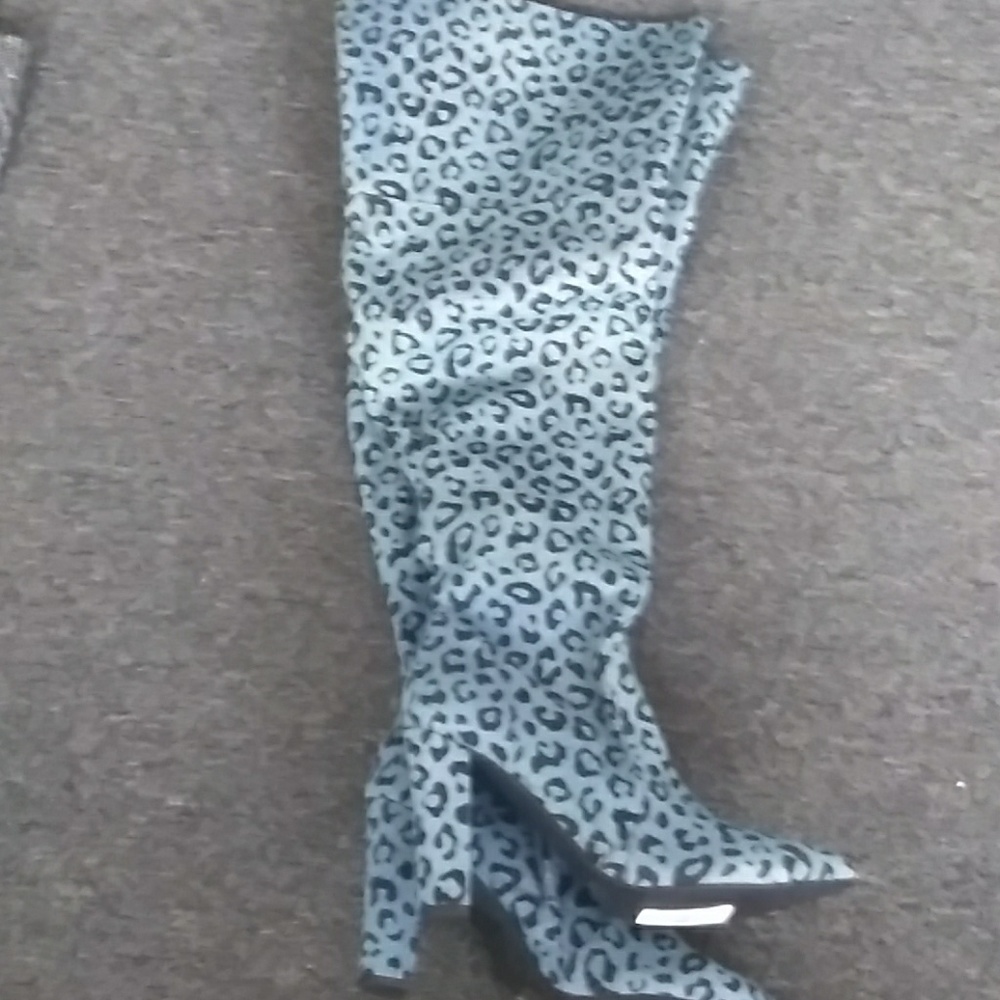 Knee high fashion boots